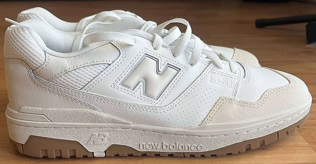 Scarpe da uomo: New Balance 550 – Usato da Pfungen venduto da _vaanessaaf_