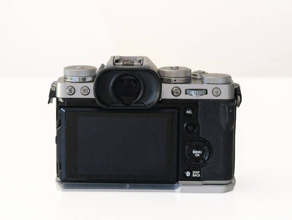 Fujifilm Fotocamera: Fujifilm X-T5 + 2 grips – Usato da St-Légier-La Chiésaz venduto da JeDaiL 2
