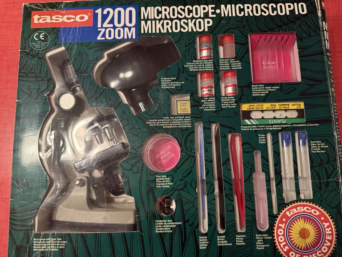 Microscopes: Microscopio 1200x Zoom Mikroskop Set con accessori – D'occasion à Roveredo GR par ang_cc9l