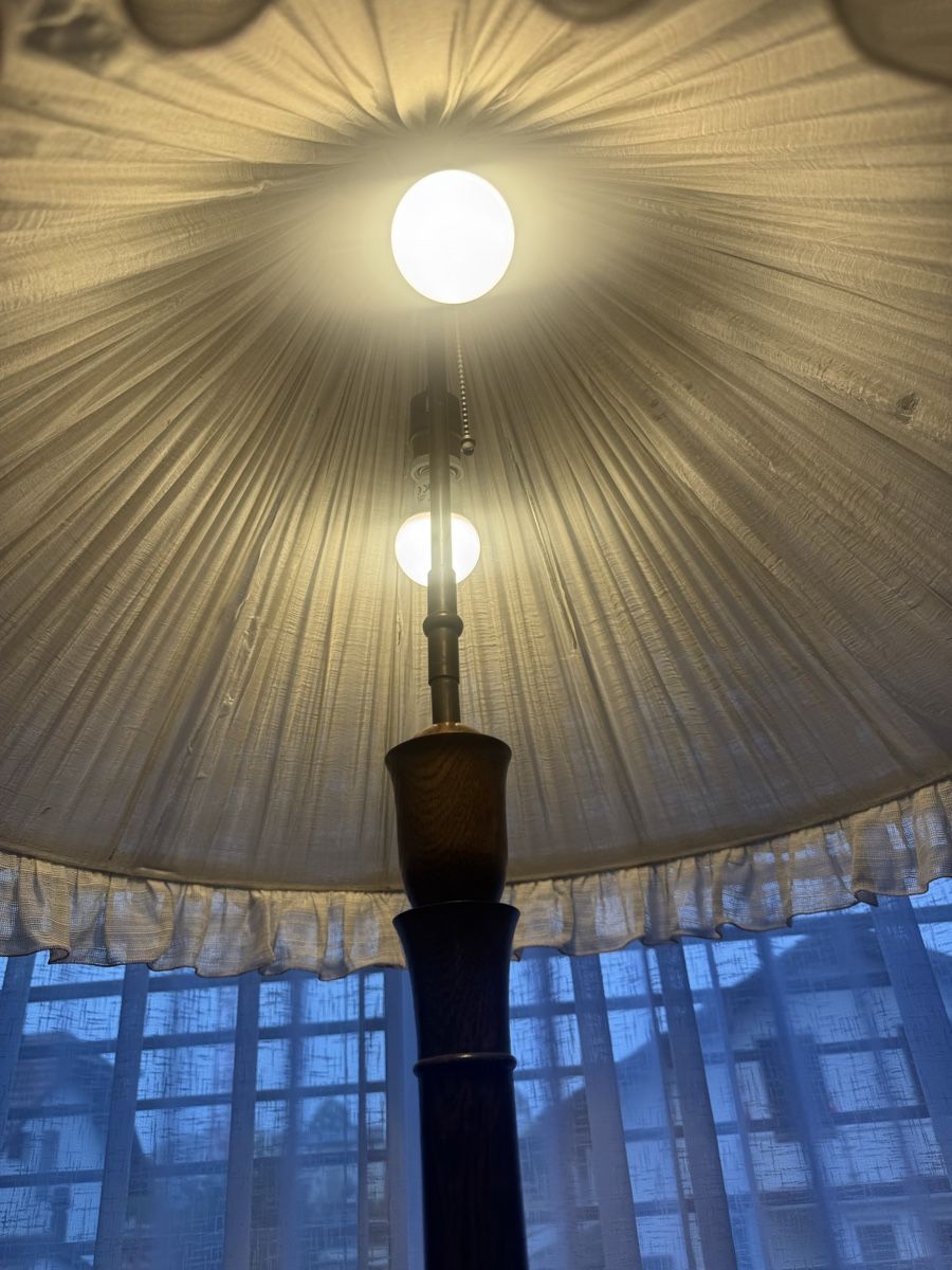 Lampade: Vintage Stehlampe mit Stoffschirm  – Usato da Oftringen venduto da Makeq 2