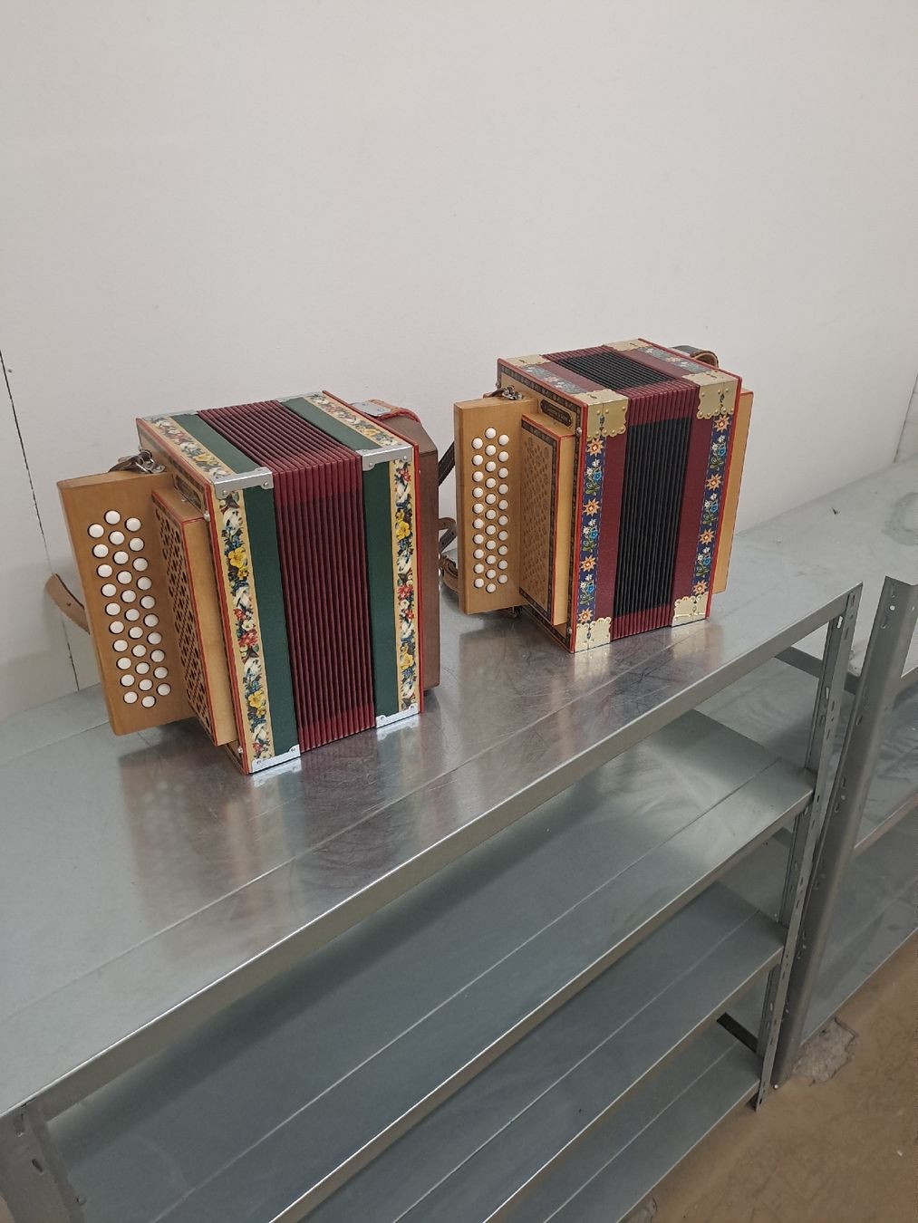 Gwerder Strumenti musicali: 2.gwerder orgeli ton B  – Usato da Villeneuve venduto da BibiVintage 4