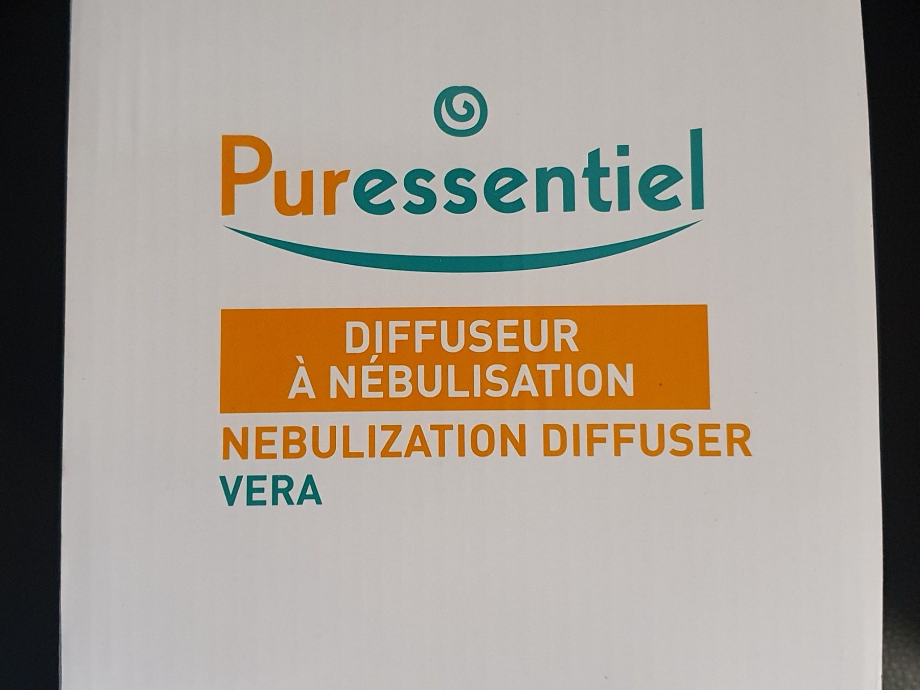 Diffusori di oli essenziali: Vernebler-Diffusor Puressentiel, neu, originalverpackt – Nuovo e nell'imballaggio originale da Zürich venduto da sunflower89 2