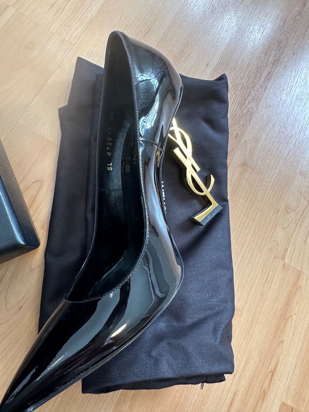 Saint Laurent Scarpe da donna: Damen Pumps – Usato da Näfels venduto da nez_75jq 2