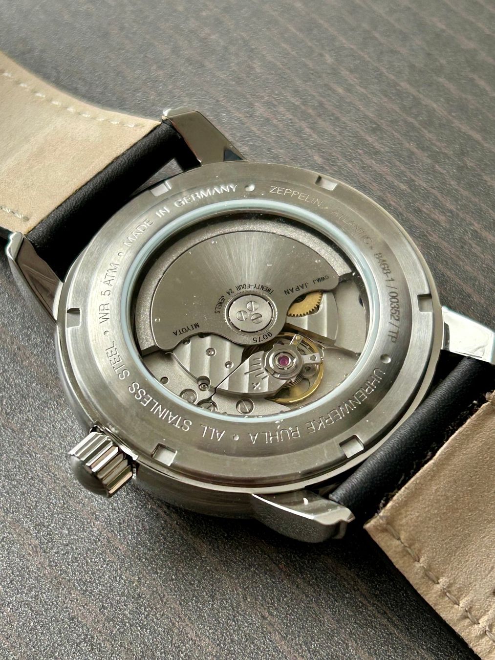 Zeppelin Uhren: Montre Zeppelin automatic GMT – Neu und originalverpackt aus Préverenges von san_2wc2 3
