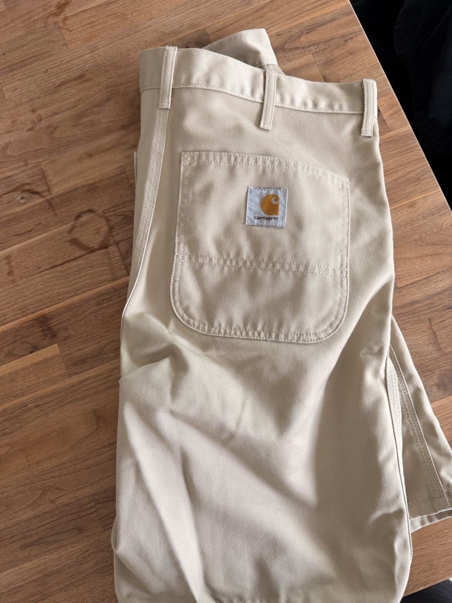 Pantaloni: Short Carhartt jamais porté  – Usato da Courtételle venduto da zittant93 1