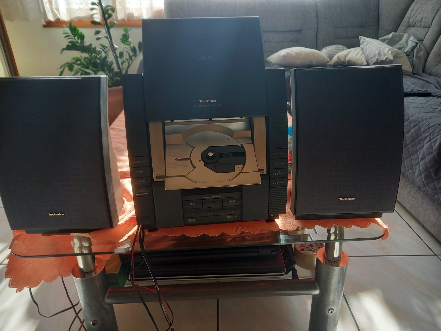 Technics Lettore multimediale & Streamer: radio cd cassette technics mash cd stereo sistem ls10 – Usato da Wohlen AG venduto da poliziotto008 2