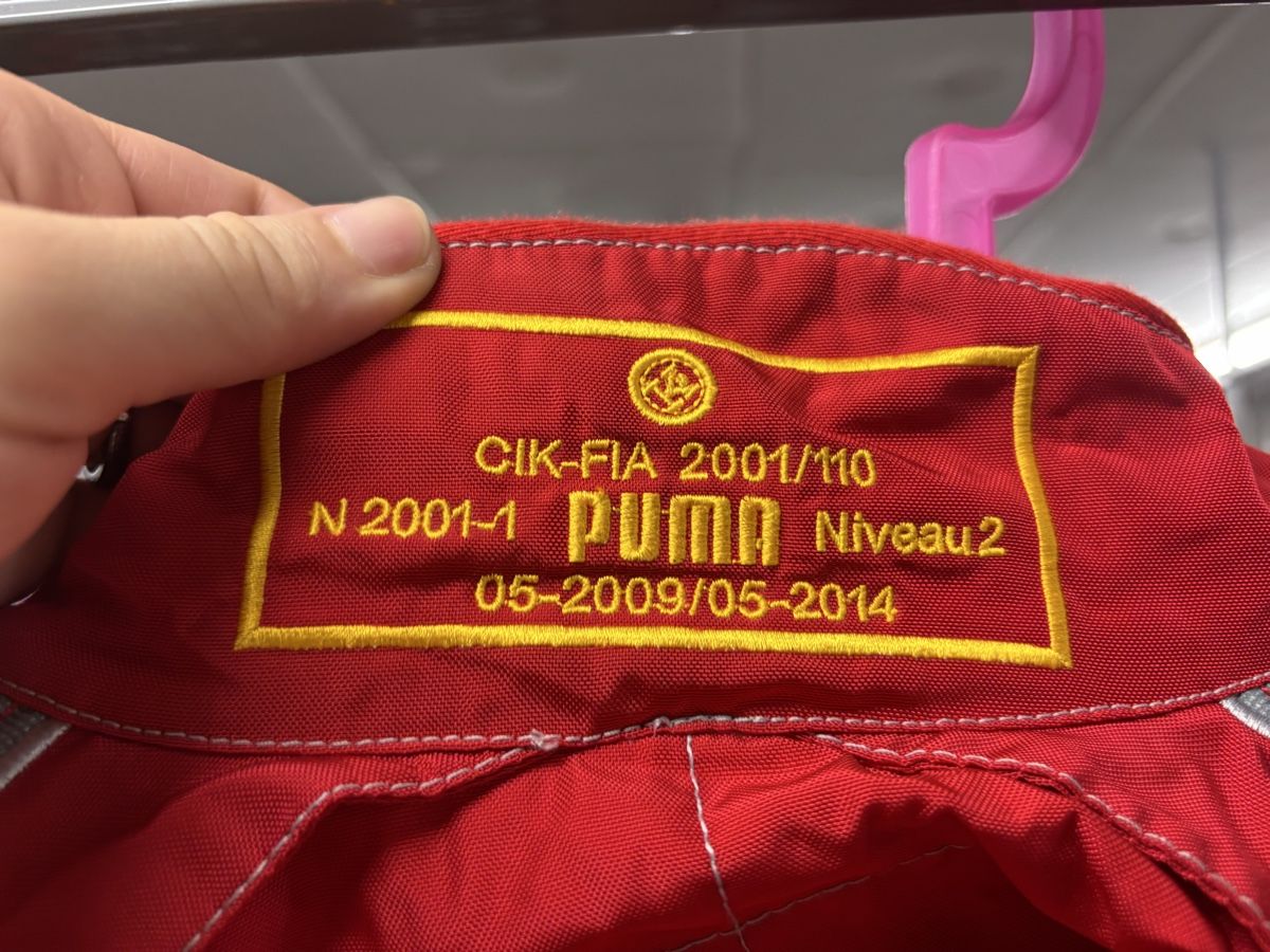 Puma Completi: Rennkombi Puma Gr. 48 – Nuovo (secondo la descrizione) da Fischbach-Göslikon venduto da yanick.1 3