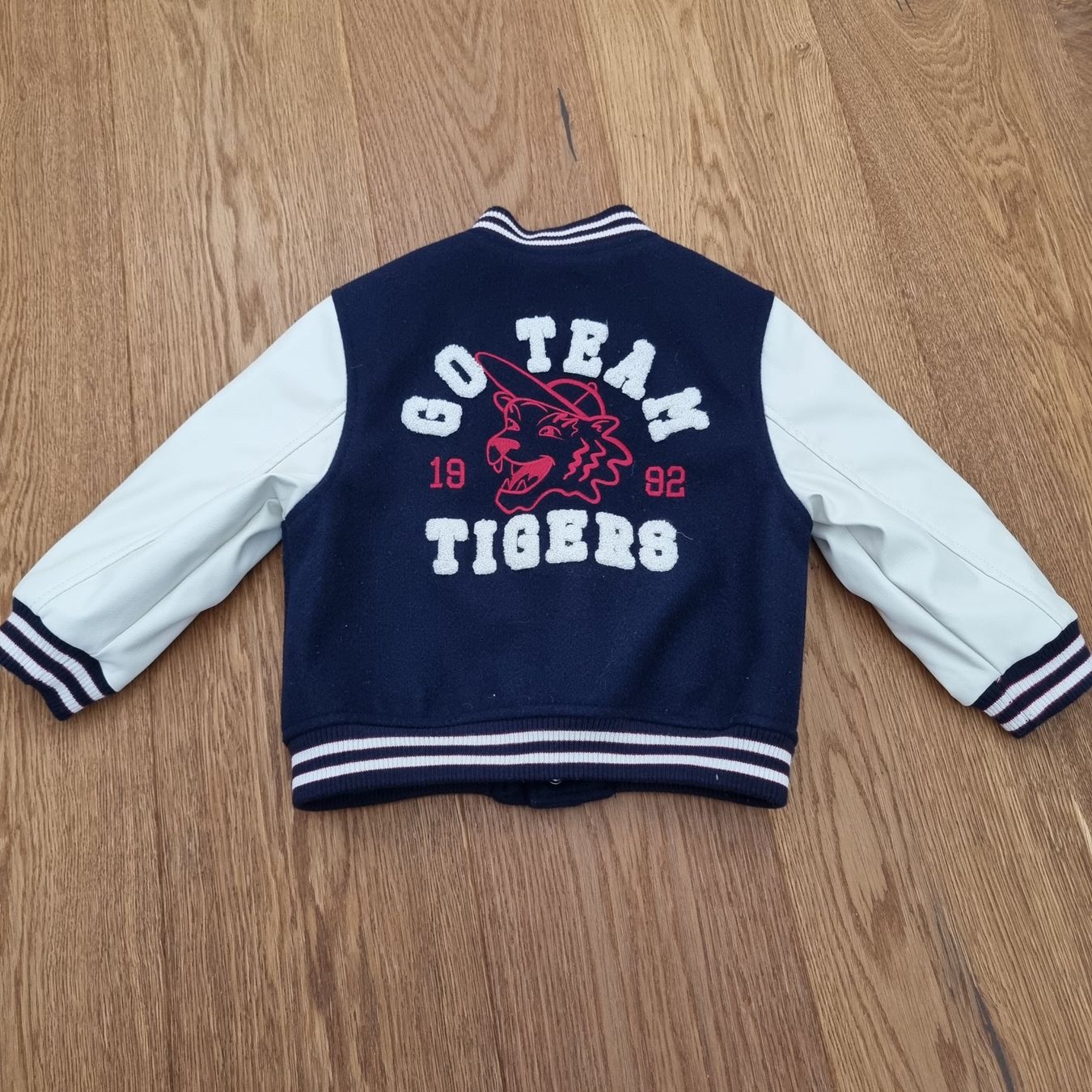 Giacche & Cappotti: Kinder jacke gr 92/ 98 praktisch neu – Nuovo (secondo la descrizione) da Gammen venduto da home_brocki 1