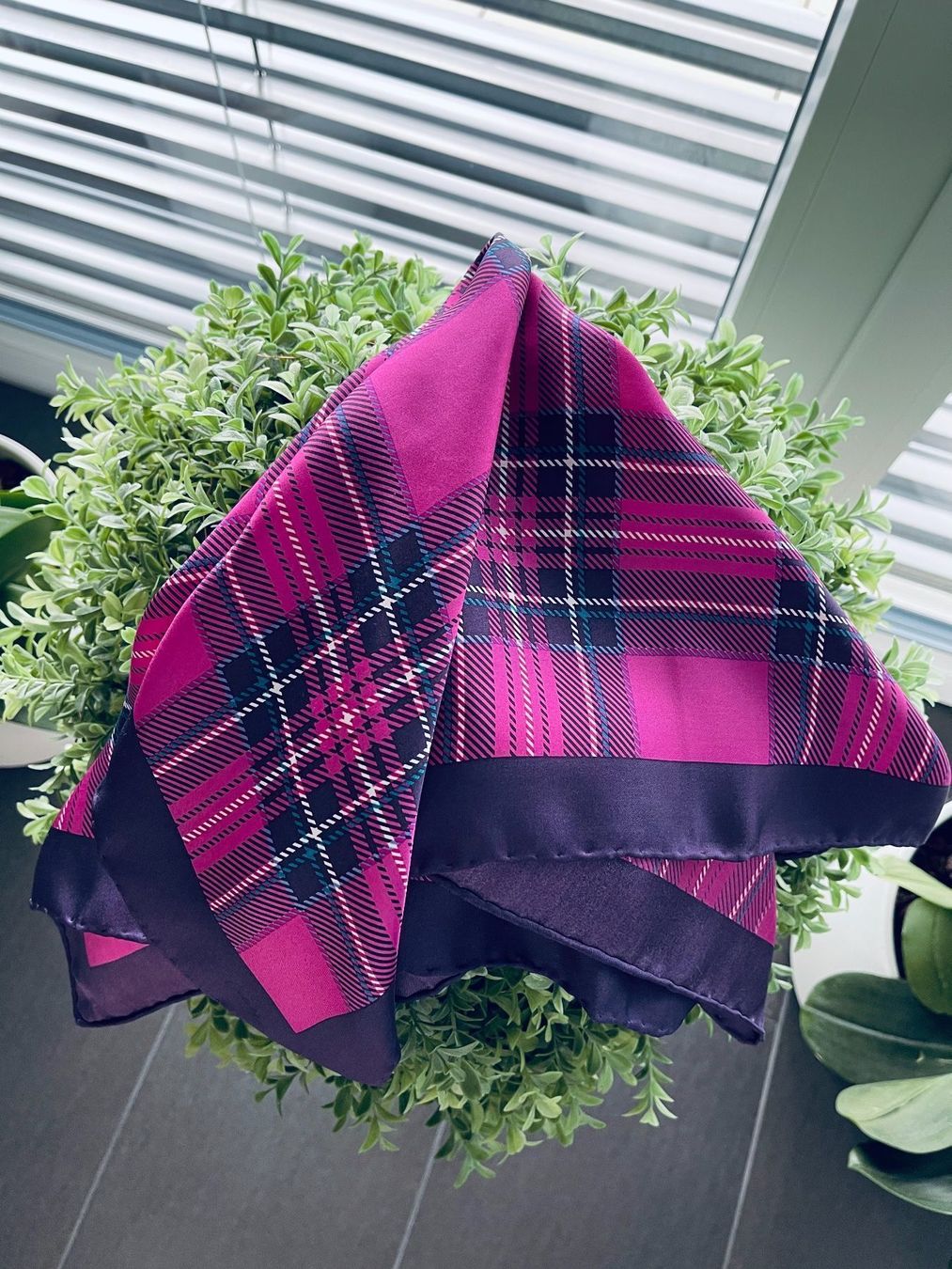 Codello Foulard & Sciarpe: CODELLO Seide Foulard – Nuovo (secondo la descrizione) da Winkel venduto da KaschmirArt 1