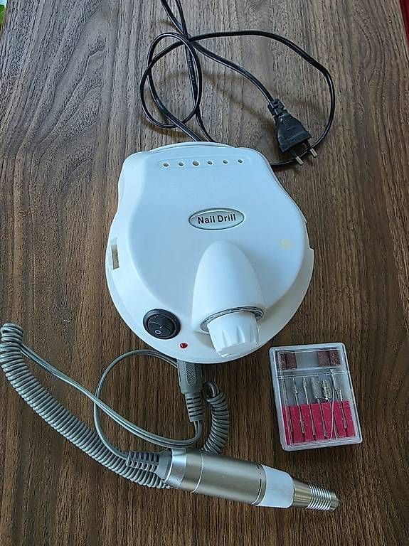 Manicure: Elektritsche Nagelfeile – Usato da Kilchberg ZH venduto da gin_5hvr