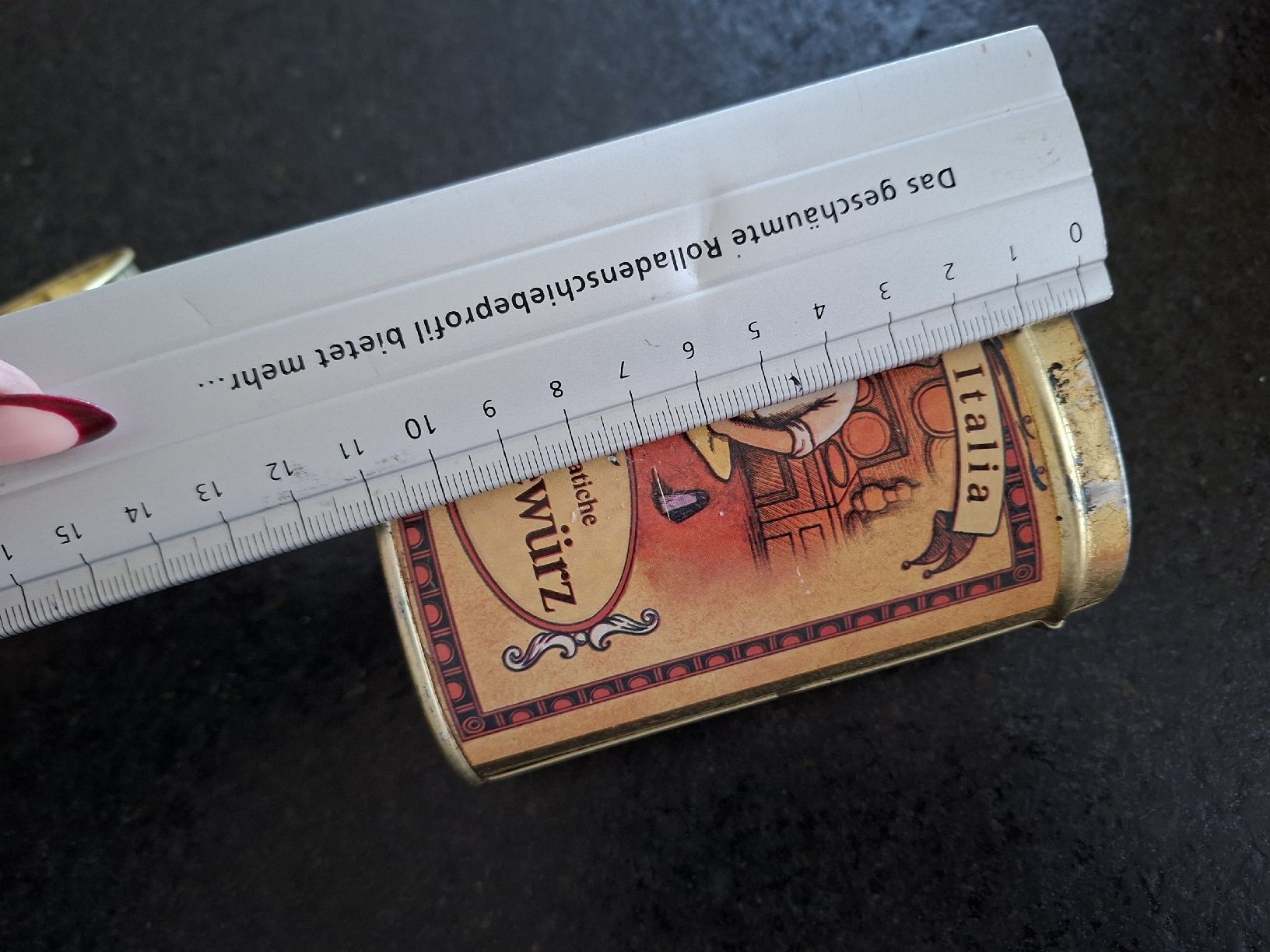 Contenitori & Simili: vintage Gewürzdose Pizza – Usato da Meinisberg venduto da MartinaM1972 7