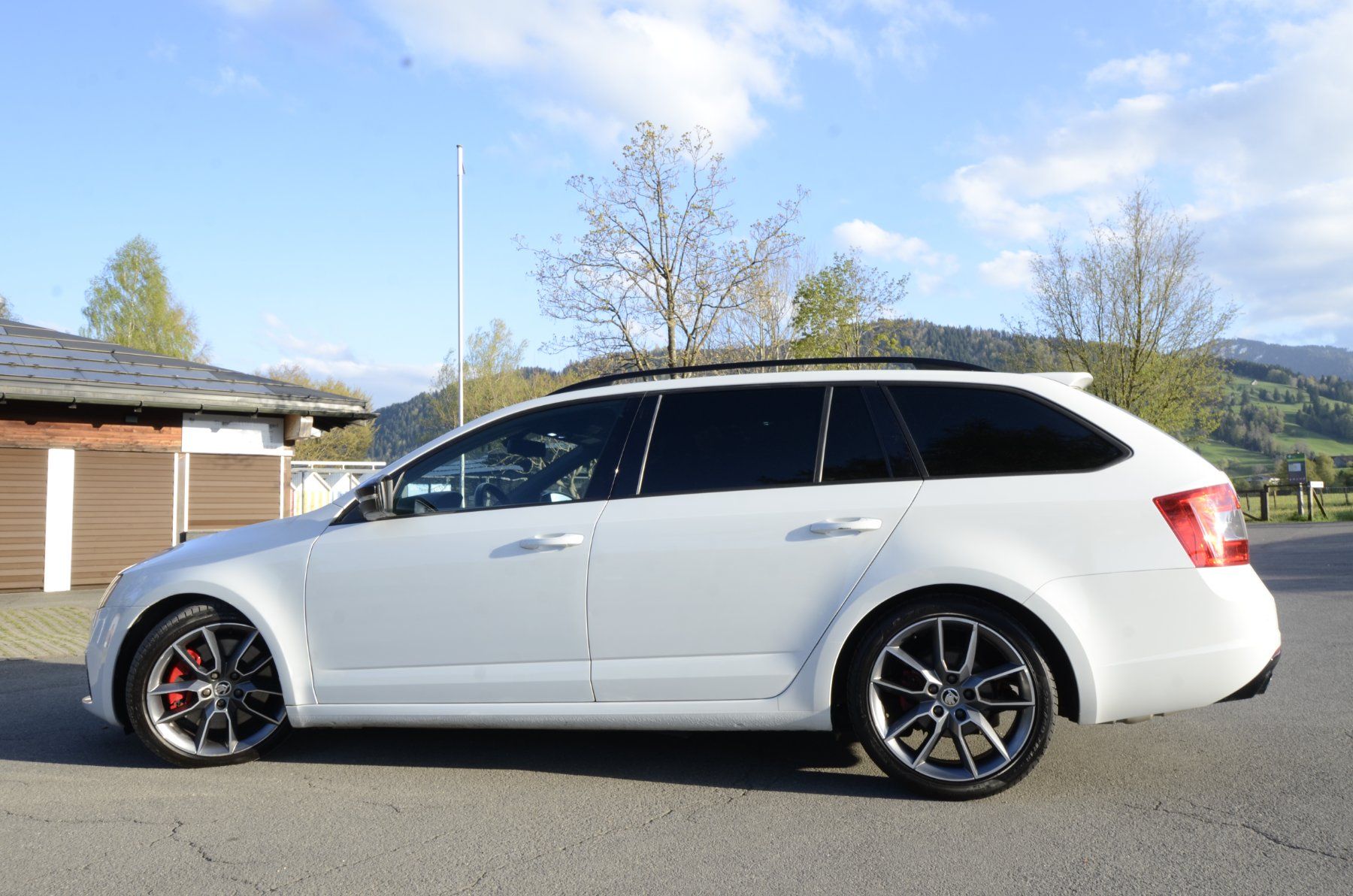 Skoda Autos: Skoda Octavia Combi 2.0 TSI RS DSG – Gebraucht aus Unterägeri von Mosi2000 4