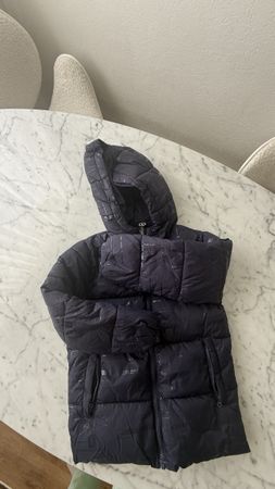 Piumino invernale imbottito nero, taglia S, come nuovo