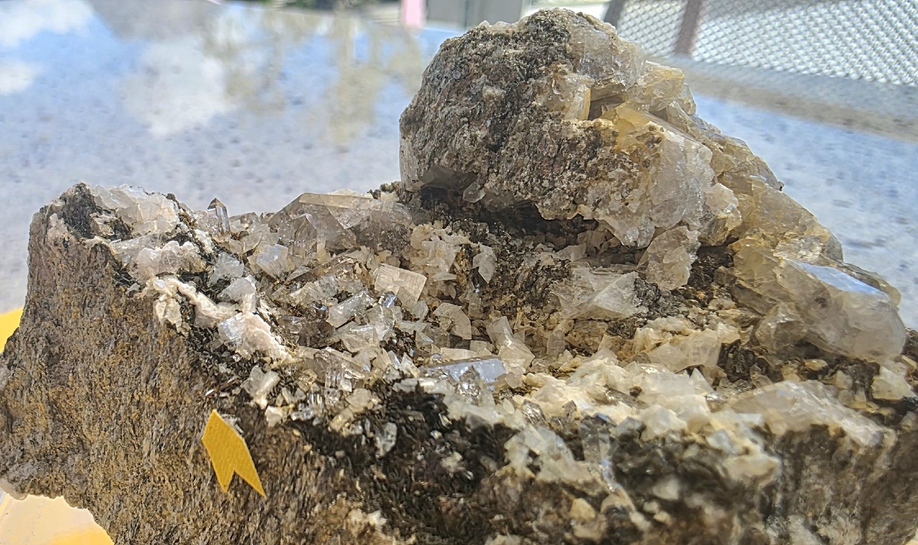 Minerali & Pietre curative: Langprismatischer tetragonaler, brauner Anatas. Typisch Binn – Usato da Glis venduto da nbu_65ys 6