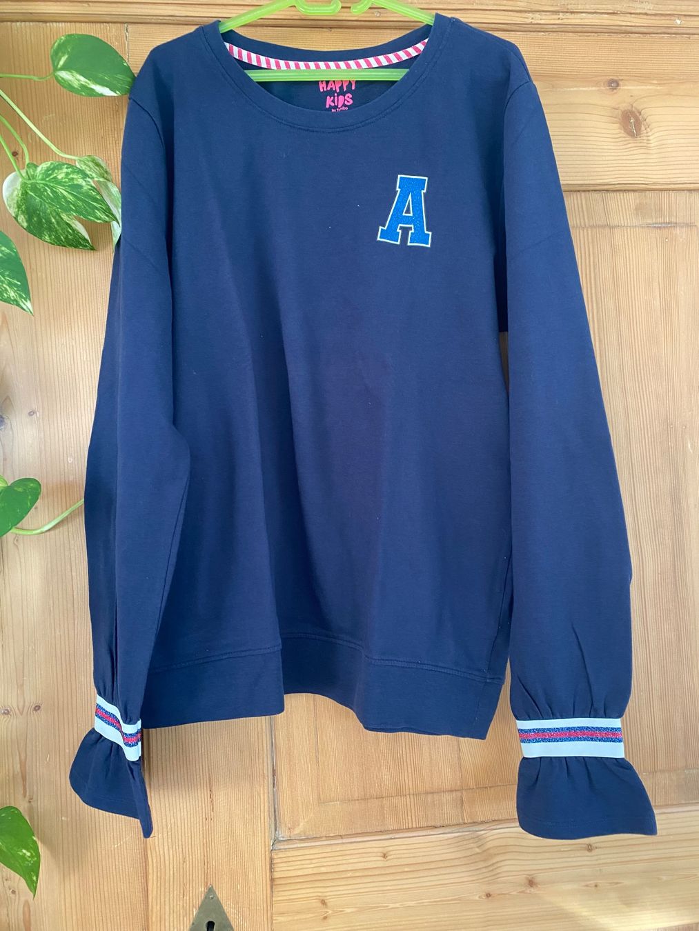 Maglioni & Felpe: Pullover blau mit Aufschrift "A" – Usato da Riedholz venduto da emm_22qn