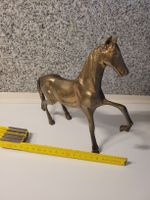Belle statuette de cheval – style équestre 