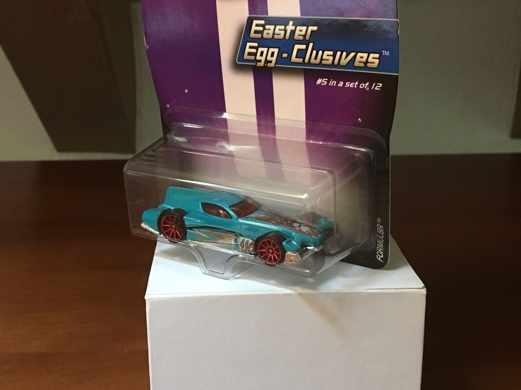 Hot Wheels Modellini d'auto: Formul8r 1/64 Hot Wheels Easter Egg-Clusive – Nuovo (secondo la descrizione) da Wohlen AG venduto da PrivatSammlung 1