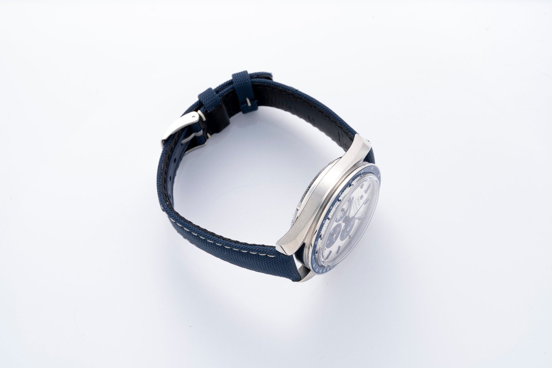 Omega Uhren: Omega Speedmaster Snoopy NEW CH-2022! – Neu und originalverpackt aus Sursee von itimely 5