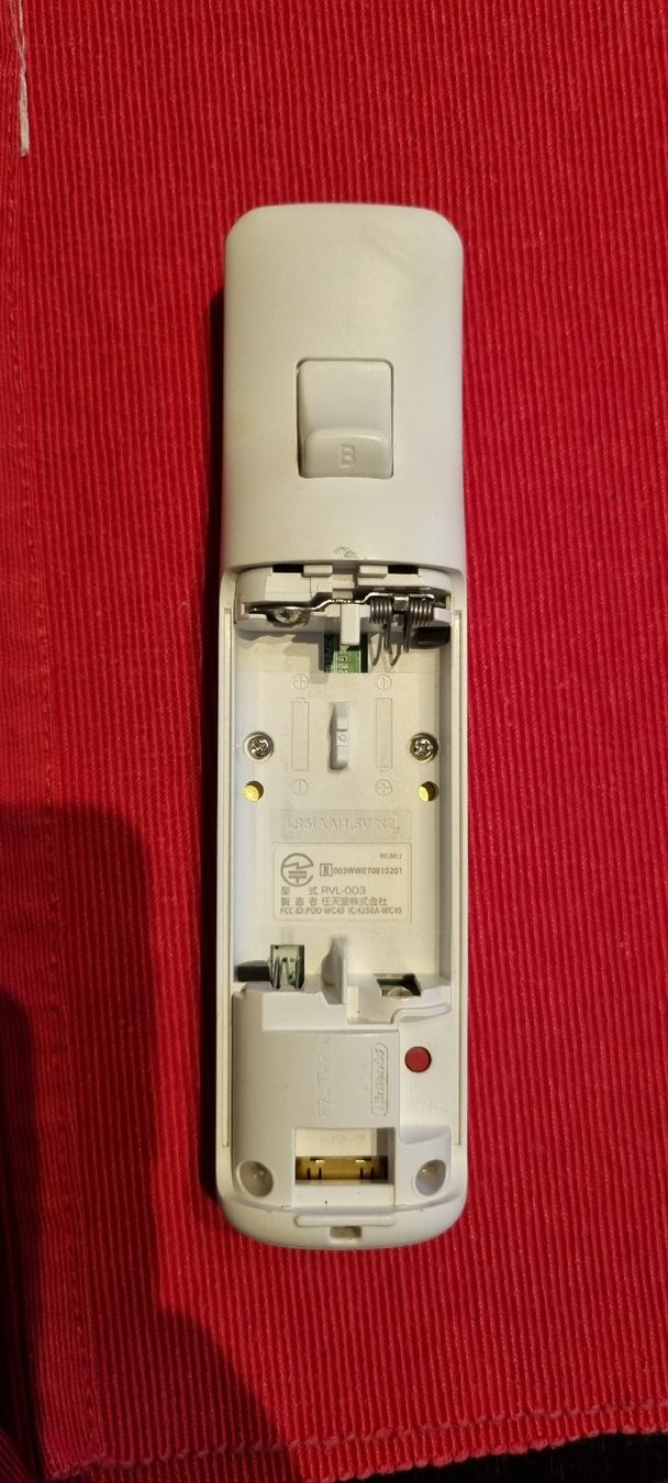 Controller: Original Nintendo Wii Remote Controller – Usato da Allschwil venduto da NDSS9483 2