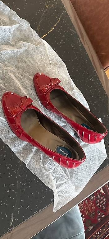 Damenschuhe: Schuhe Grösse 38 – Gebraucht aus Seltisberg von gul_wv9k 2