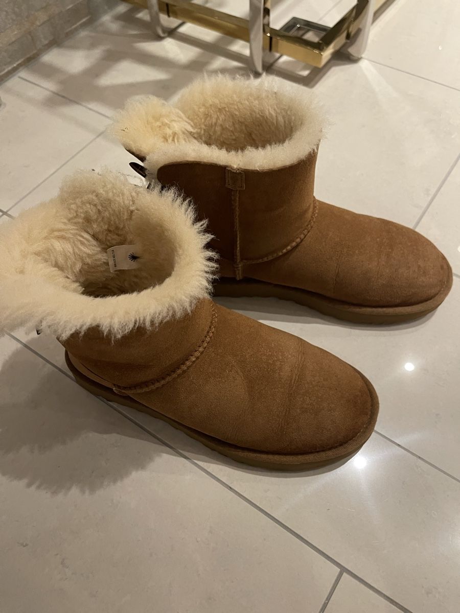 Ugg Damenschuhe: Ugg Boots Braun Gr. 38 mit Schleife – Gebraucht aus Spreitenbach von ayl_2s7b 4