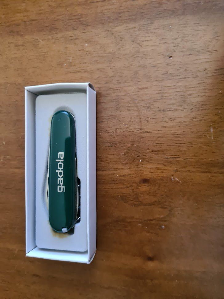 Victorinox Couteaux de poche: Victorinox Taschenmesser – D'occasion à Wetzikon ZH par Vimi 1