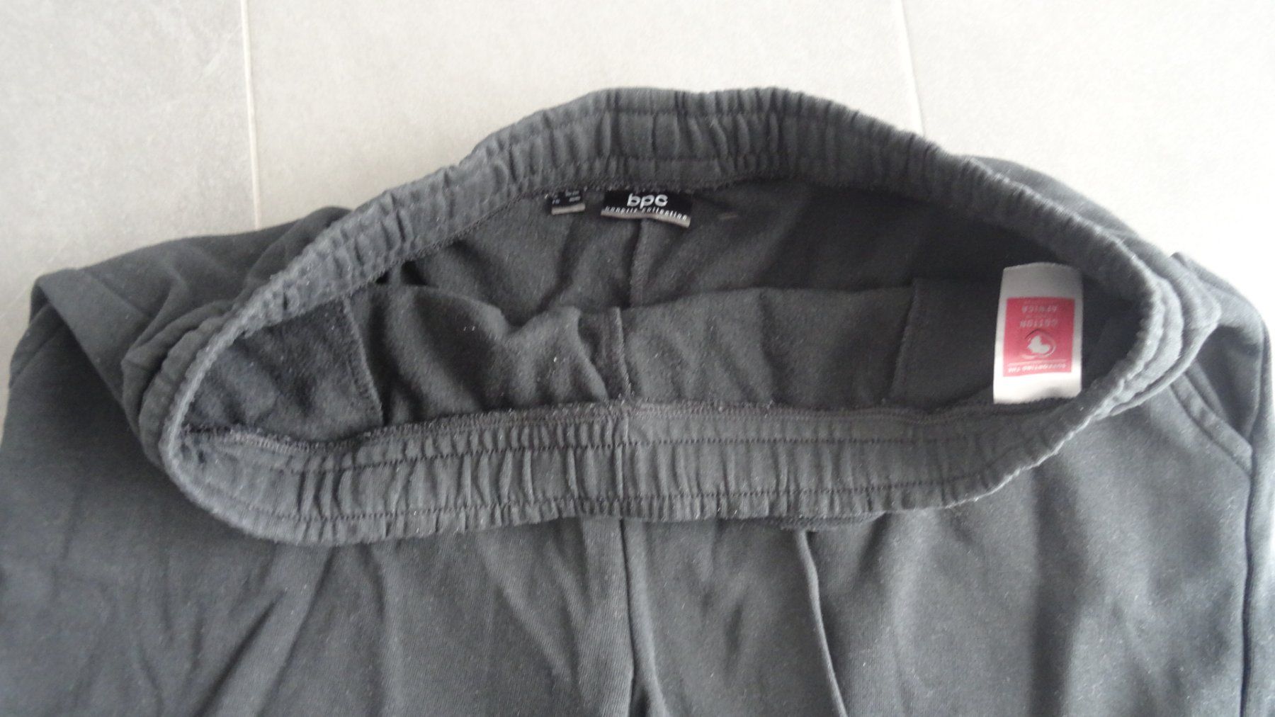 Hosen: bpc Shorts schwarz, Grösse 52/54, neu – Neu (gemäss Beschreibung) aus Beinwil am See von den_p9db 1