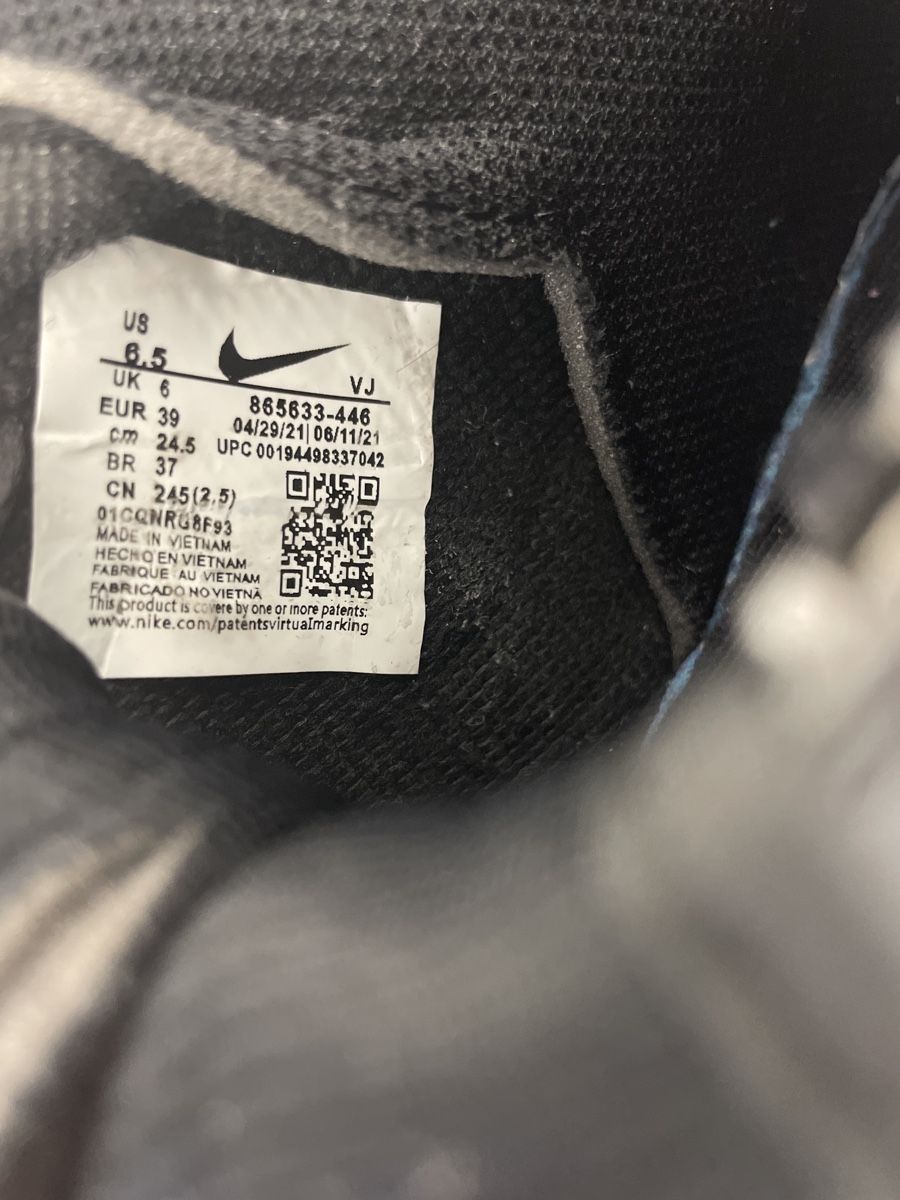 Jordan Scarpe per ragazzi: Air Jordan - Taglia 39 - Arancioni – Usato da Cagiallo venduto da Misschiacci- 4