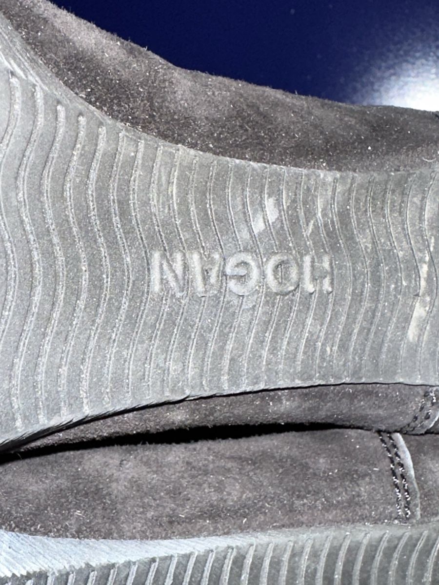 Hogan Chaussures femmes: Bottines hauts talons HOGAN, daim noir taille 37. – D'occasion à Genève par Tom6 7
