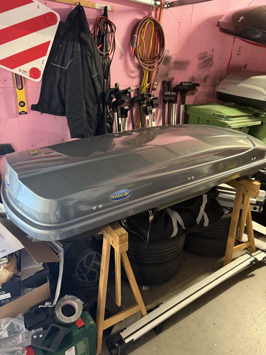 Coffres de toit: Dachbox mit dachträger  – D'occasion à Dietikon par ermfam9 5
