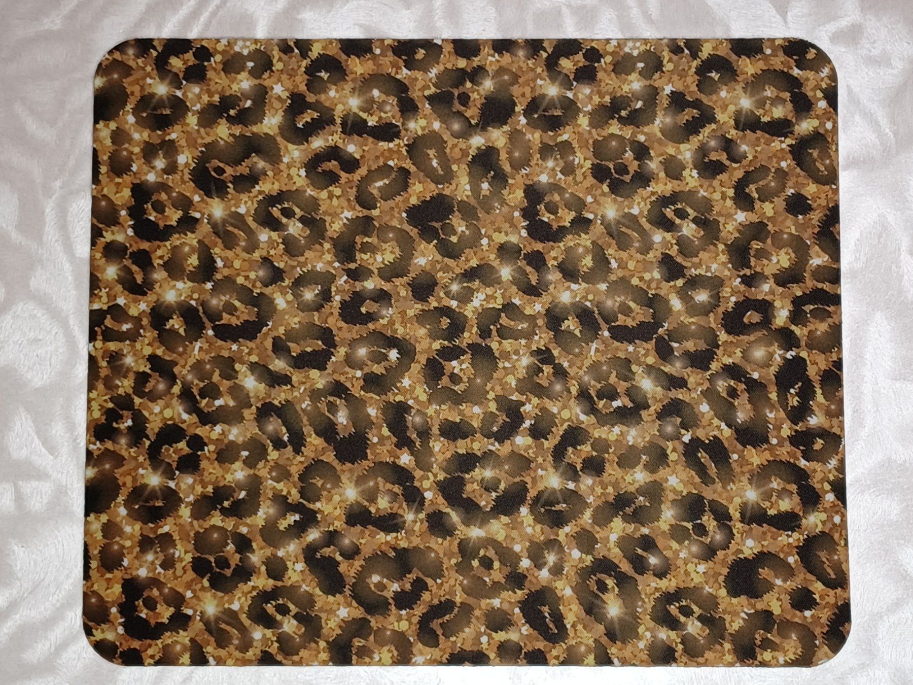 Mausmatten: Mausmatte "Animal Print Leo" / Mousepad NEU – Neu und originalverpackt aus Turbenthal von enjak