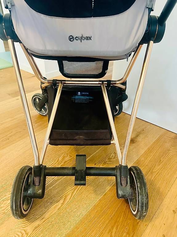 Poussette: Cybex Mios Platinum Kinderwagen  Rosegold / Hellgrau – D'occasion à Küssnacht am Rigi par Allesfischer 2