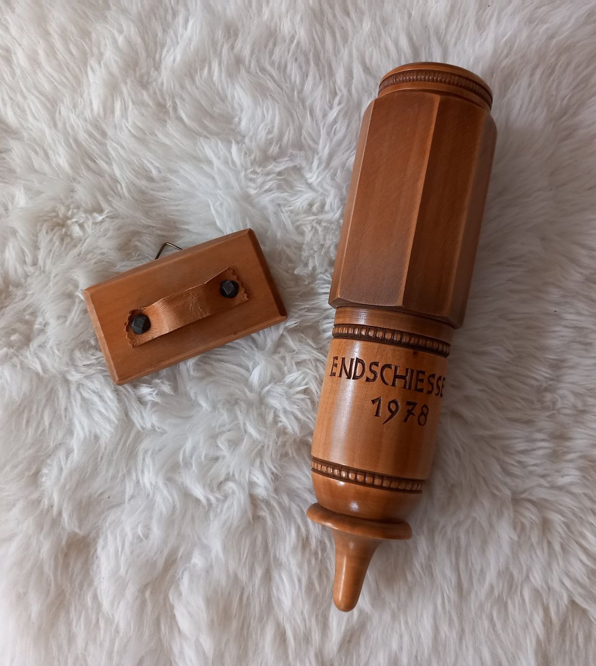 Accessori: Wetzsteinfass Holz zum aufhängen – Usato da Wangs venduto da Soda_95