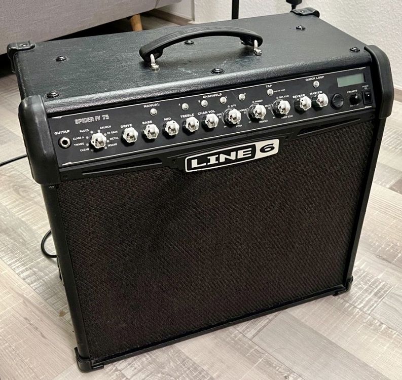 Line 6 Spider IV 75W + FBV Shortboard MK II USB (Gebraucht) in Neuenhof ...