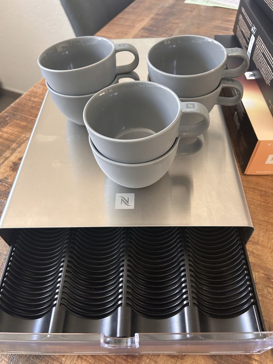 Nespresso Macchine per caffè & Macchine per espresso: Gran Lattissima + 340 Kapseln – Nuovo (secondo la descrizione) da Thun venduto da Anni1977 3