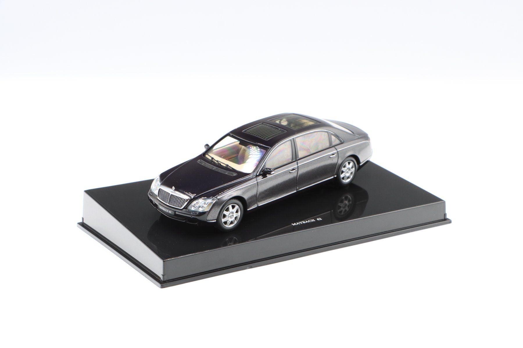 Modellautos: Maybach 62 2004 1:43 AutoArt – Gebraucht aus Bühl b.Aarberg von modelldiecast 3