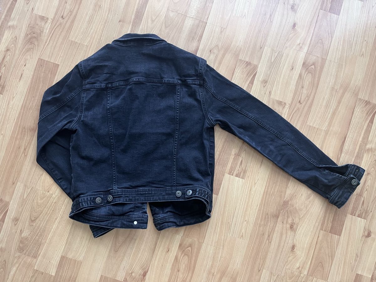 Esprit Giacche: Edc Jeansjacke schwarz Gr. M – Usato da Münsingen venduto da Andrealie 1