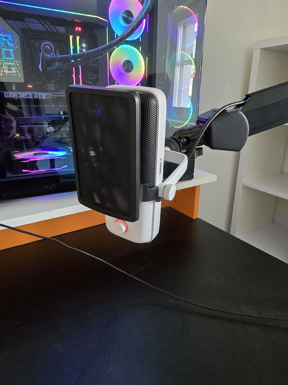 PC: Gaming PC full setup + Extras. Top Zustand – Nuovo (secondo la descrizione) da Züberwangen venduto da nachspce 5