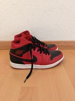 Air Jordan 1 Mid Turnschuhe rot/schwarz Grösse 41