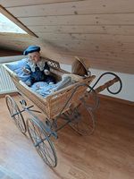 Alter Kinderwagen