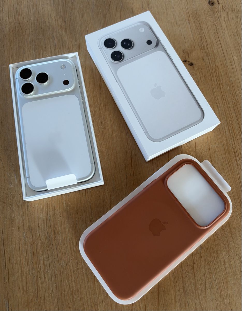 Apple Telefoni cellulari / Smartphones: iPhone 17 Pro 512 GB silber – Usato da Rohrbach venduto da Medoc80