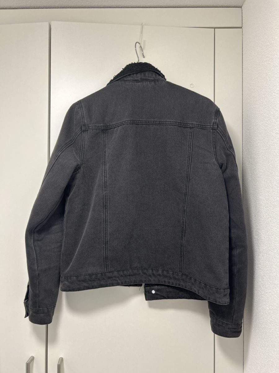 Vestes: Jeansjacke gefüttert schwarz – D'occasion à Luzern par mro_gq8h 2