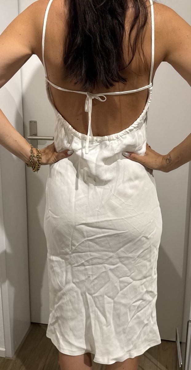 Zara Robes: White slip dress size S – D'occasion à Dübendorf par ReLoved_Fashion_ZH 1