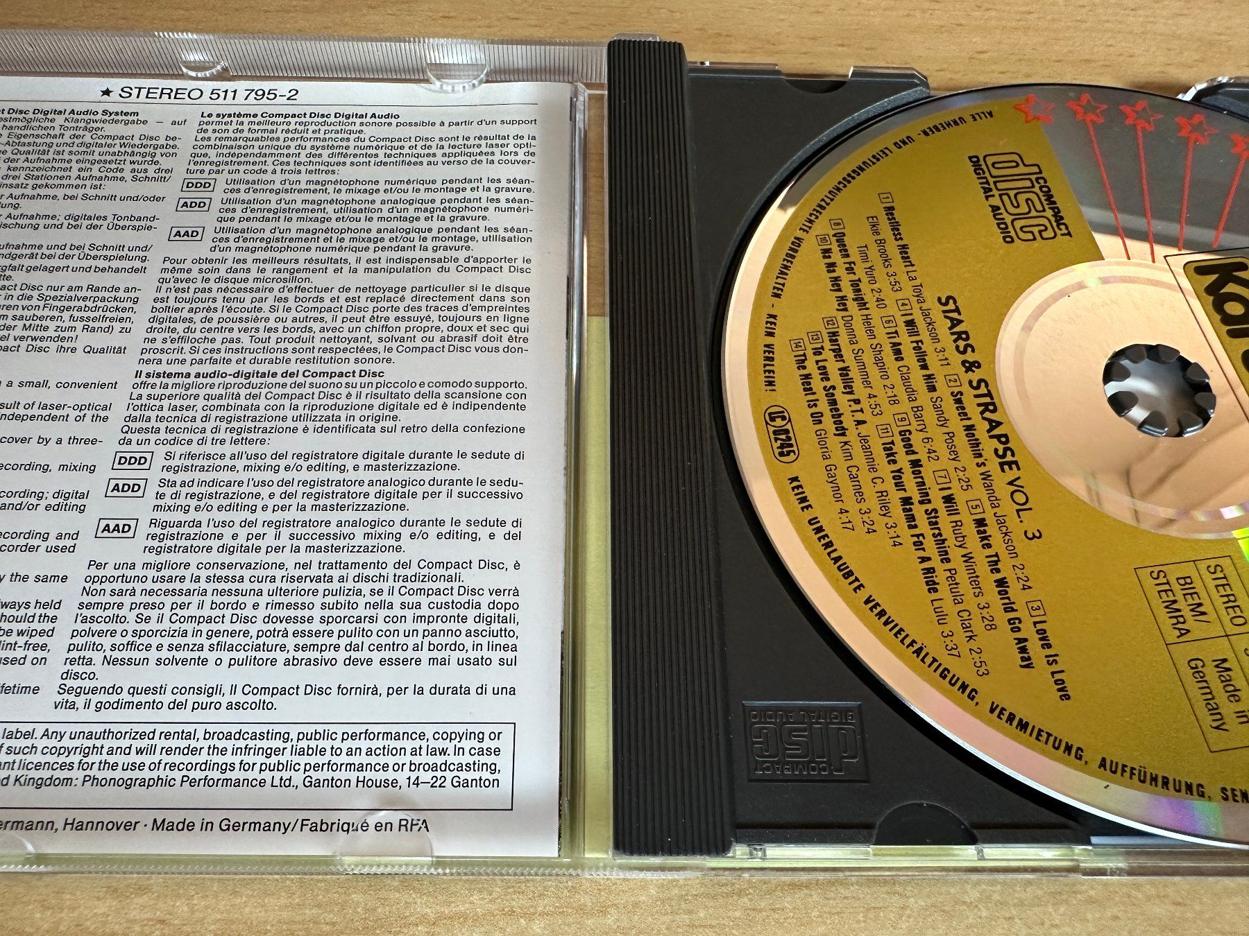 CD: Stars & Strapse Vol. 3 – Usato da Rikon im Tösstal venduto da Alpenmutz 2