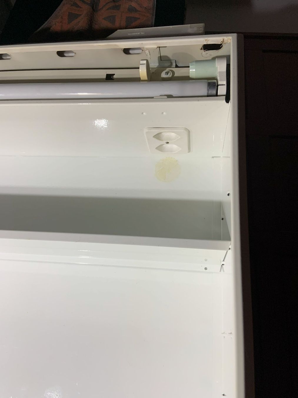 Armadietti a specchio: Älterer Spiegelschrank 60 cm – Usato da Winterthur venduto da cimido 5