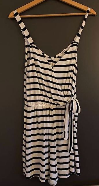 Jumpsuits: Streifen-Jumpsuit, schwarz-weiss – Gebraucht aus Luzern von ale_v5qn