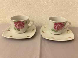 Schloss Amalienburg 2 Tassen mit Unterteller Rosen Porzellan