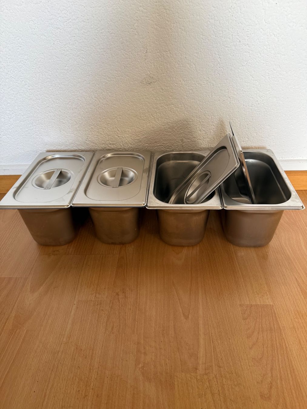 Elettrodomestici da cucina: Elektrisches Bain Marie mit gratis 4 Einsätzen plus Deckel – Usato da Regensberg venduto da and_rl6q 2
