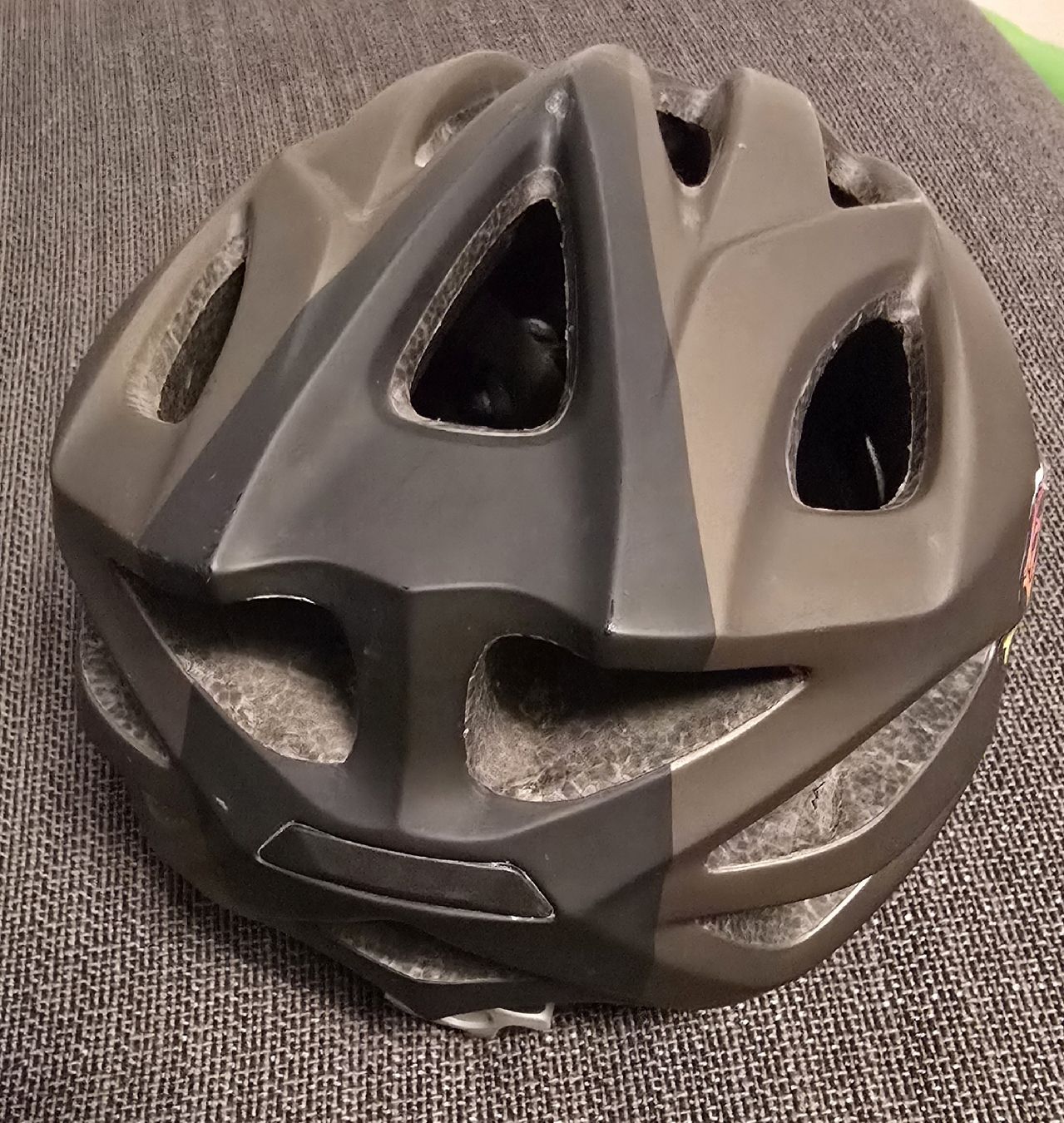 Caschi: Fahrradhelm MTB - Velohelm M/L – Usato da Wangs venduto da Restposten.Garage 1