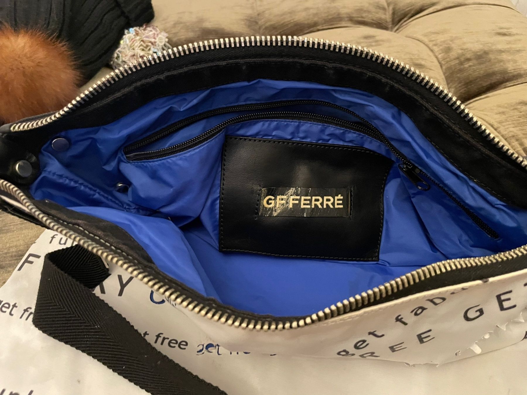 Gianfranco Ferre Taschen: GF Ferre unisex bag  Limited edition – Gebraucht aus Kilchberg ZH von Suisse500 2